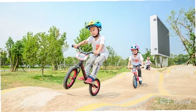 如何选择合适装备？平衡车练习前必看
